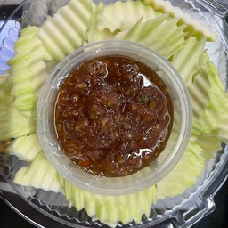 มะม่วงเขียวเสวย +น้ำปลาหวาน