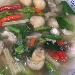 ต้มแซ่บกระดูกอ่อนหมู