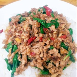 กะเพราวุ้นหมูสับ