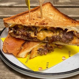 Crispy Cheese Patty Melt