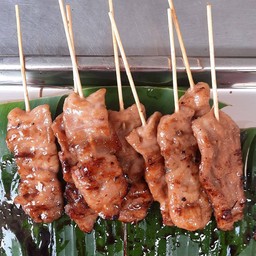 หมูปิ้งตัวตึง วัดสันติ สาขาปั๊มปตท ปากซอยสะแกงาม 1