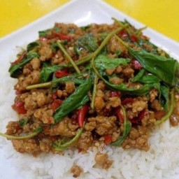 ข้าวราดกะเพราหมูสับ