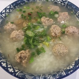 ข้าวต้มเลือดหมูสับ