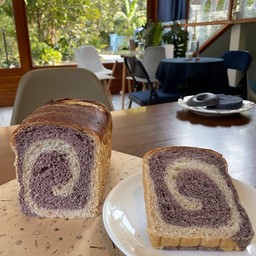 ขนมปังข้าวไรซ์เบอรี่ & โฮลวีต