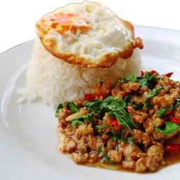 กะเพราโบราณคั่วแห้ง ข้าวไข่เจียว ผัดไทย หอยทอด ตลาดราชพฤกษ์เมืองเอก2