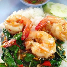 ข้าวกระเพรากุ้ง