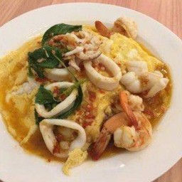 ข้าวไข่ข้น+กะเพราทะเล