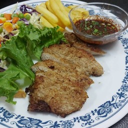 เบอร์เกอร์และอาหารฝรั่ง Super Burger