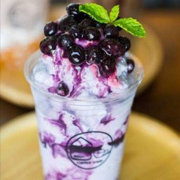 บลูเบอร์รี่โยเกิร์ตสมูทตี้