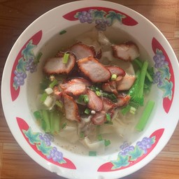 เกี๊ยวหมูแดง-น้ำ