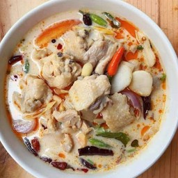 ต้มยำไก่น้ำข้น