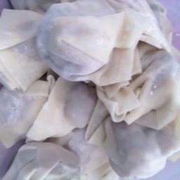 เกี๊ยวโฟต้มยำ