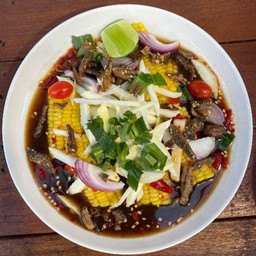 ยำข้าวโพดมะม่วงปลากรอบ
