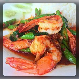 ผัดพริกแกงกุ้ง (ราดข้าว)