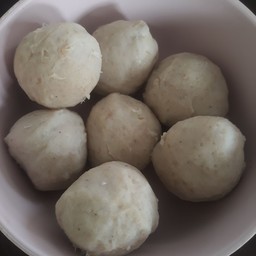 ลูกชิ้นหมูลวก