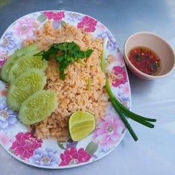 (เล็ก) ข้าวผัดปู-กุ้ง-ปลาหมึก