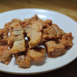 หมูกรอบทอด
