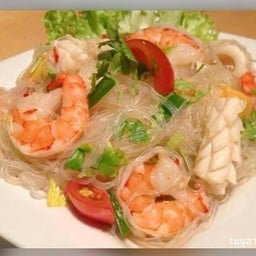 ยำวุ้นเส้นทะเล