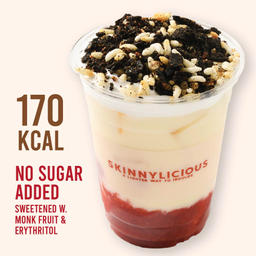 สตรอว์เบอร์รี คุกกี้แอนด์ครีม ( Iced Strawberry Cookies 'n' Cream )