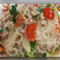 ยำวุ้นเส้นหมูสับ