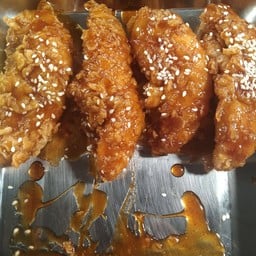 ไก่ไม่มีกระดูกซอสเกาหลี