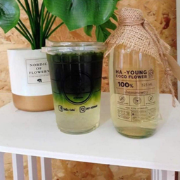 ชาเขียว&น้ำช่อมะพร้าวหวานชื่นใจ