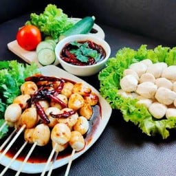 สุกี้โรล นัดวรรณ