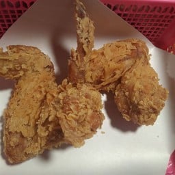 ปีกไก่กรอบ