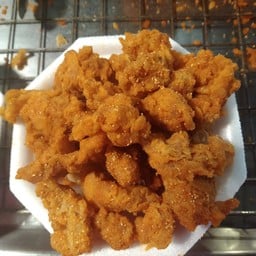 ไก่ป๊อปวิ้งแซ่บ