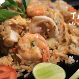 ข้าวผัดรวม