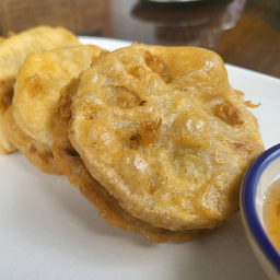 15.รากบัวยัดไส้ทอด 炸藕盒Fried lotus root sandwich