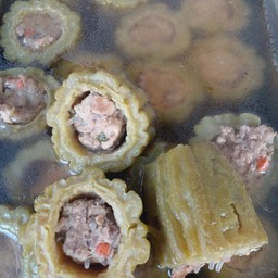 ต้มมะระยัดไส้หมู