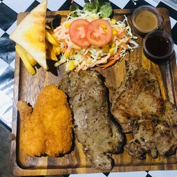 สเต็กยักษ์(สันคอหมู+โคขุน+ปลา)