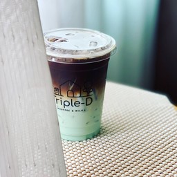 กาแฟมิ้นท์ ลาเต้ (Iced mint coffee latte)