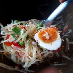ตำไทยไข่เค็ม