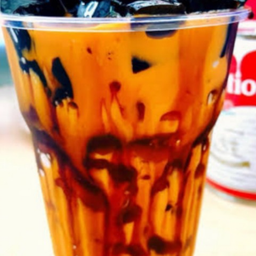 เฉาก๊วยชาเย็นนมส