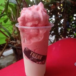 สตอเบอรี่โยเกิร์ต