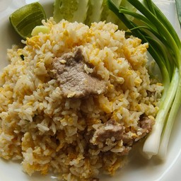 ข้าวผัดหมู