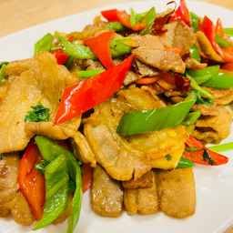 16.หมูสามชั้นผัดพริก 辣椒炒五花肉 Fried pork belly w/chilli
