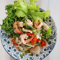 ยำกุ้ง