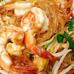 วุ้นเส้นผัดไทยกุ้งสด