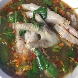 เกาเหลาขาไก่รสแซ่บๆ