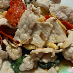 กะเพราหมูชิ้น (เป็นกับข้าว)