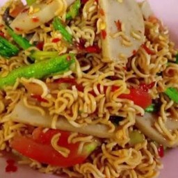 ตำเส้นมาม่่า