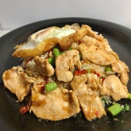 ไก่ทอดหาดใหญ่/อาหารตามสั่ง หมู่บ้านนันทวัน2