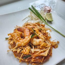 ผัดไทยโบราณกุ้งสด