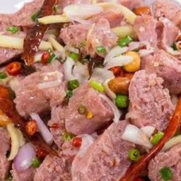 ยำแหนมสด