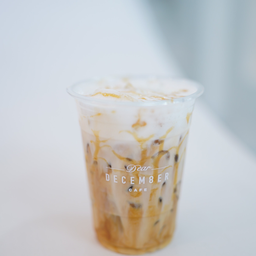 Iced caramel macchiato