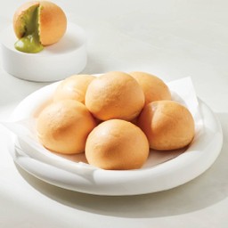 ขนมปังไส้สังขยาใบเตยลาวา สเปลท์