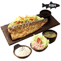 ชุดปลาซาบะย่างซอสเทอริยากิ เสิร์ฟพร้อมข้าวซุปและสลัด